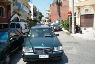 MERCEDES C-180