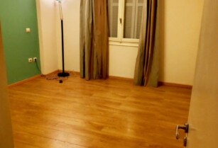 Ενοικιάζεται στο κέντρο επαγγελματικός χώρος 38 τ.μ.