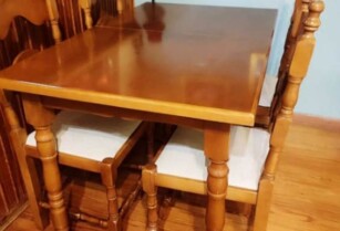 Πωλειται σετ τραπεζαρίας